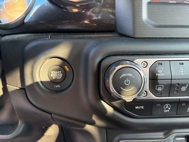 2021 Jeep Wrangler Unlimited Sahara Altitude