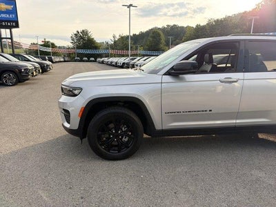 2025 Jeep Grand Cherokee Altitude X 4x4