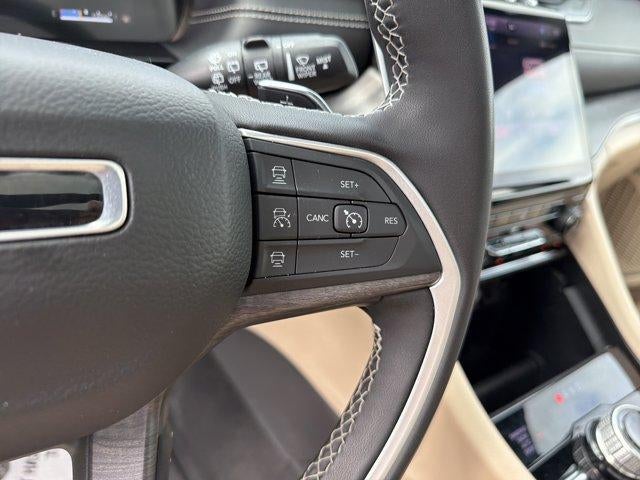2025 Jeep Grand Cherokee L Limited 4x4