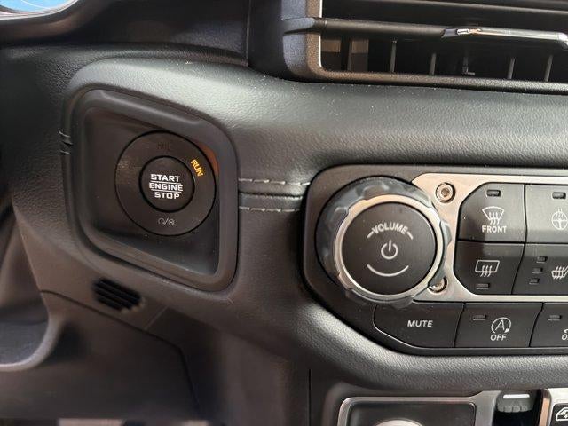 2025 Jeep Wrangler 4-Door Recon 4x4