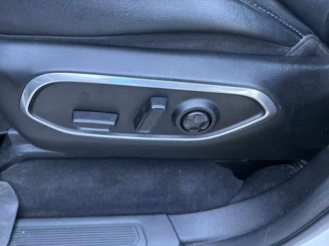 2024 Jeep Wagoneer L Base
