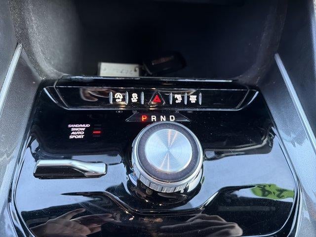 2024 Jeep Wagoneer L Base