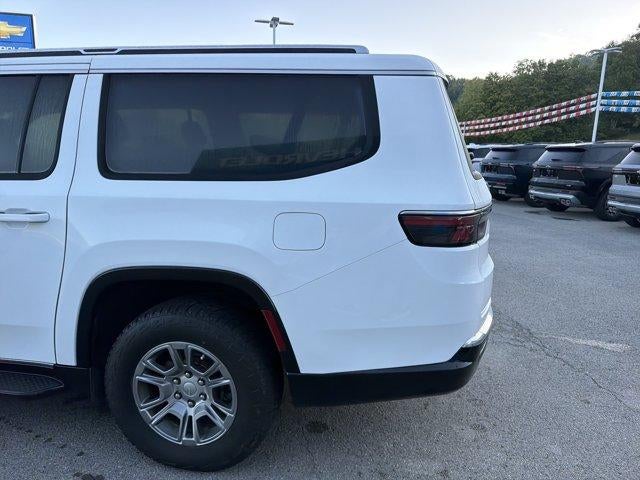 2024 Jeep Wagoneer L Base
