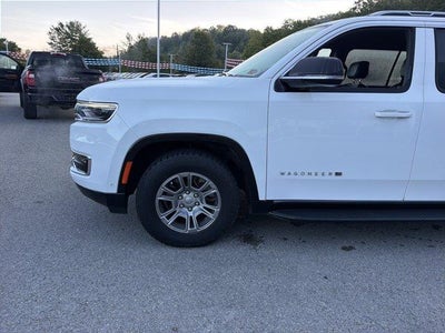 2024 Jeep Wagoneer L Base