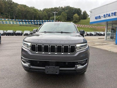 2024 Jeep Wagoneer Base