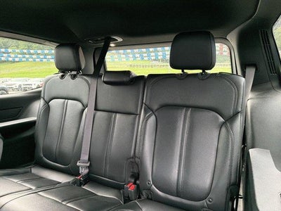 2024 Jeep Wagoneer Base
