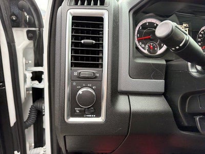 2020 RAM 1500 Classic SLT Crew Cab 4x4 6'4" Box