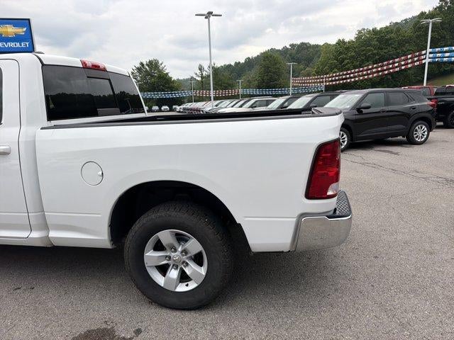 2020 RAM 1500 Classic SLT Crew Cab 4x4 6'4" Box