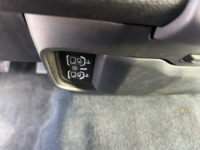 2023 RAM 1500 Big Horn Quad Cab 4x4 6'4" Box