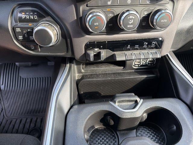 2021 RAM 1500 Big Horn Crew Cab 4x4 5'7" Box