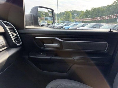 2021 RAM 1500 Big Horn Crew Cab 4x4 5'7" Box