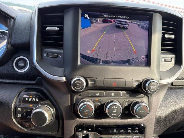 2021 RAM 1500 Big Horn Crew Cab 4x4 5'7" Box