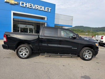 2021 RAM 1500 Big Horn Crew Cab 4x4 5'7" Box