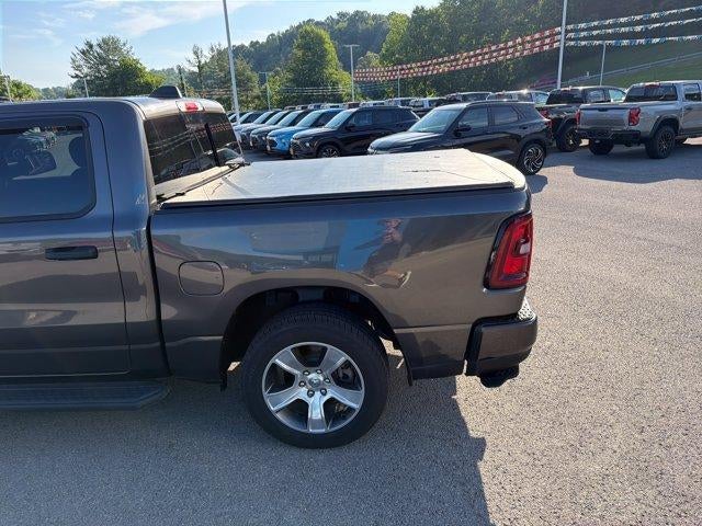 2025 RAM 1500 Tradesman Crew Cab 4x4 5'7" Box