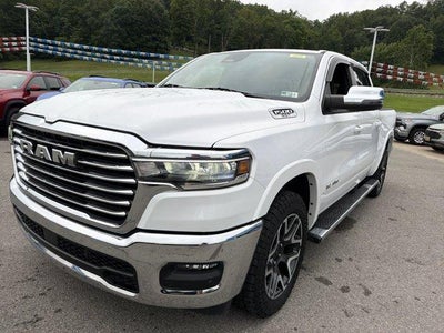 2025 RAM 1500 Laramie Crew Cab 4x4 5'7" Box