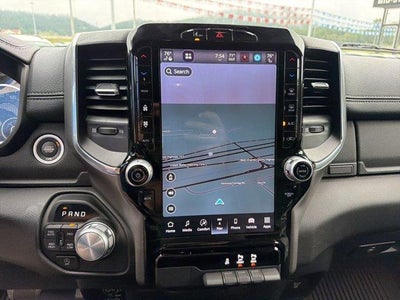 2025 RAM 1500 Laramie Crew Cab 4x4 5'7" Box