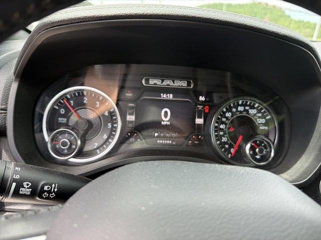 2022 RAM 1500 Laramie Crew Cab 4x4 6'4" Box