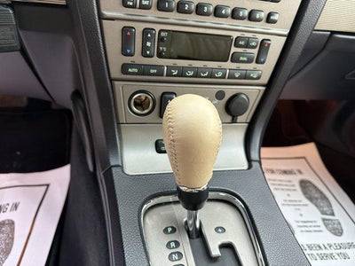 2004 Ford Thunderbird Deluxe