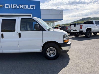 2020 Chevrolet Express Passenger 3500 LT