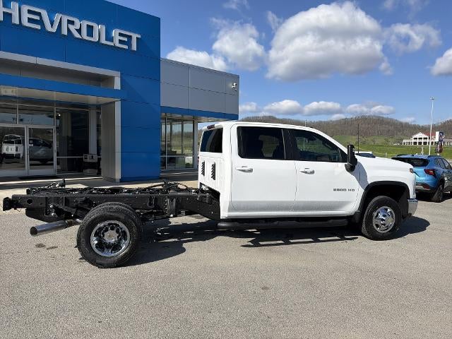 2026 Chevrolet Silverado 3500 HD Chassis Cab LT