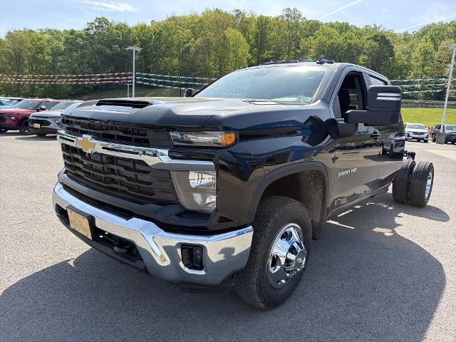 2026 Chevrolet Silverado 3500 HD Chassis Cab LT