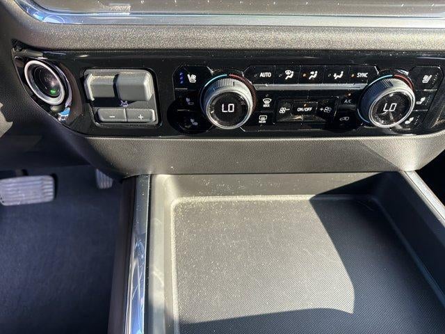 2025 Chevrolet Silverado 3500 HD High Country DRW