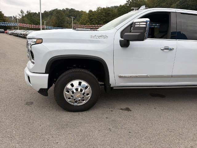 2026 Chevrolet Silverado 3500 HD High Country DRW
