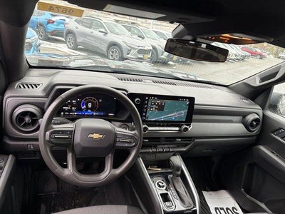 2025 Chevrolet Colorado WT/LT