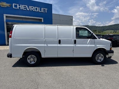 2025 Chevrolet Express Cargo 2500 Base