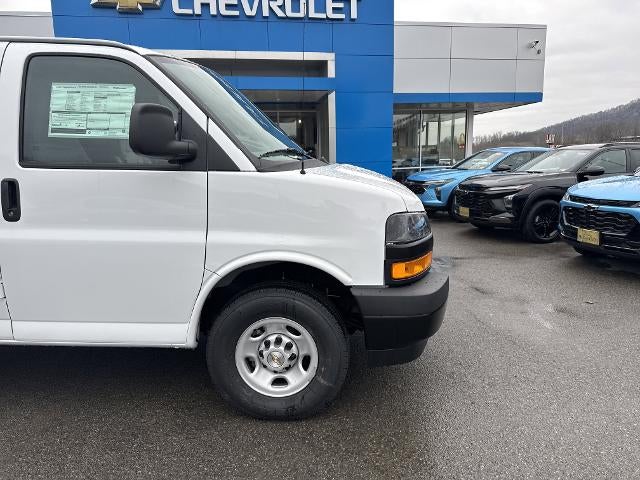 2025 Chevrolet Express Cargo 2500 Base