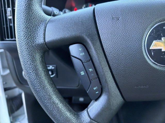 2025 Chevrolet Express Cargo Base