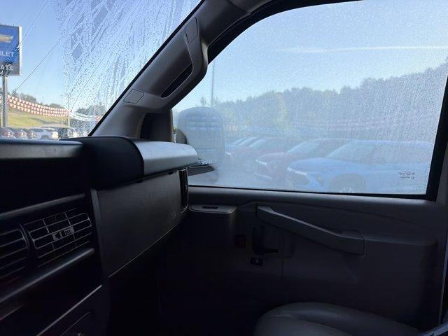 2025 Chevrolet Express Cargo Base