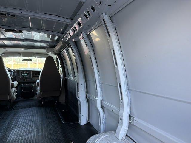 2025 Chevrolet Express Cargo Base