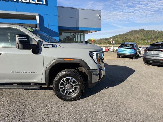 2024 GMC Sierra 3500 HD Pro