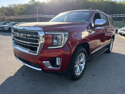 2023 GMC Yukon XL SLT