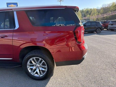 2023 GMC Yukon XL SLT