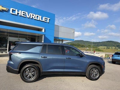 2024 Chevrolet Traverse LS