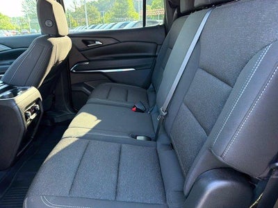 2024 Chevrolet Traverse LS
