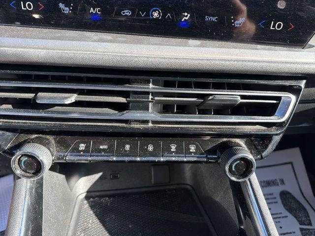 2024 Chevrolet Traverse LS