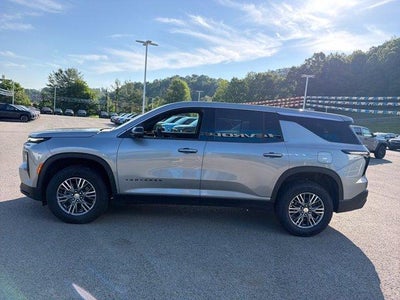 2024 Chevrolet Traverse LS