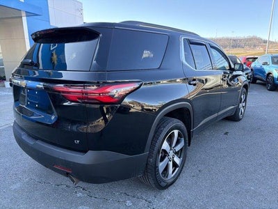 2022 Chevrolet Traverse LT Leather
