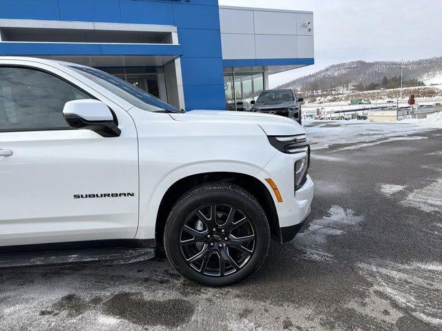 2025 Chevrolet Suburban RST