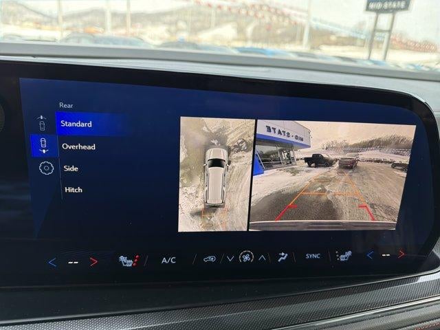 2025 Chevrolet Suburban RST