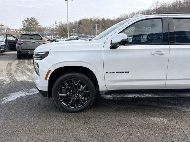 2025 Chevrolet Suburban RST