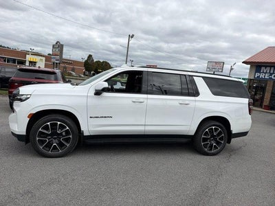 2024 Chevrolet Suburban RST