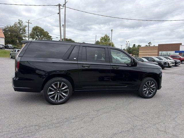2022 Cadillac Escalade ESV Sport