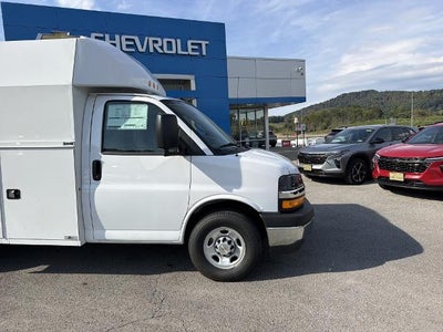 2026 Chevrolet Express Cutaway 3500 Base