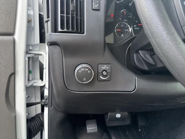 2025 Chevrolet Express Cutaway 3500 Base