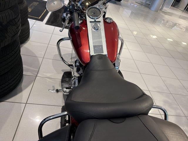 2006 HARLEY DAVIDSON ROAD KING Base