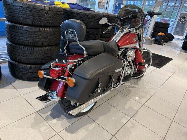 2006 HARLEY DAVIDSON ROAD KING Base